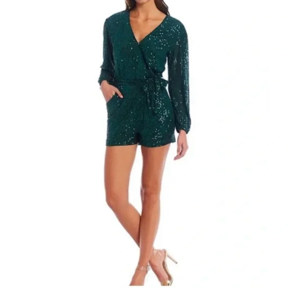Midnight Doll Women's Surplice V-Neck Sequin Romper size Small - Picture 1 of 6